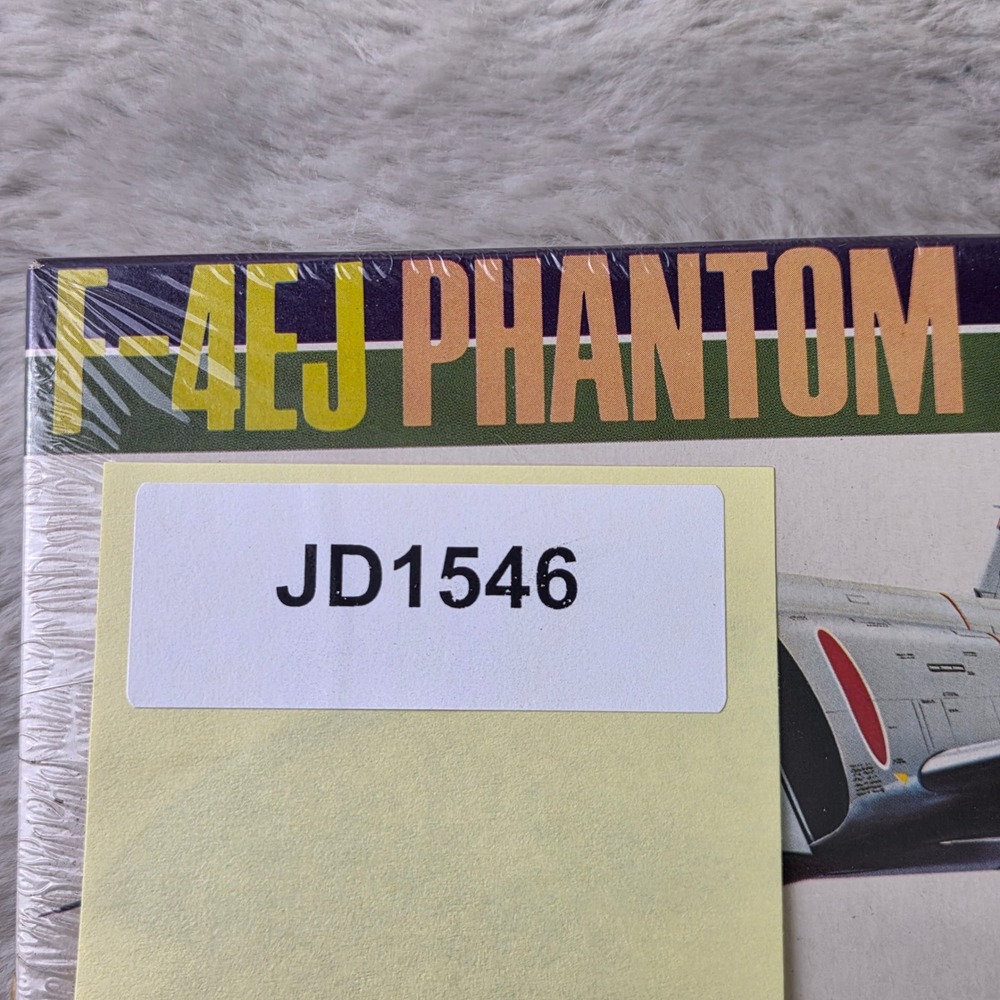 Crown F-4EJ Phantom 1/144 Scale Model Kit JASDF Fighter Jet Series No. 2 436-100 - Picture 8 of 9